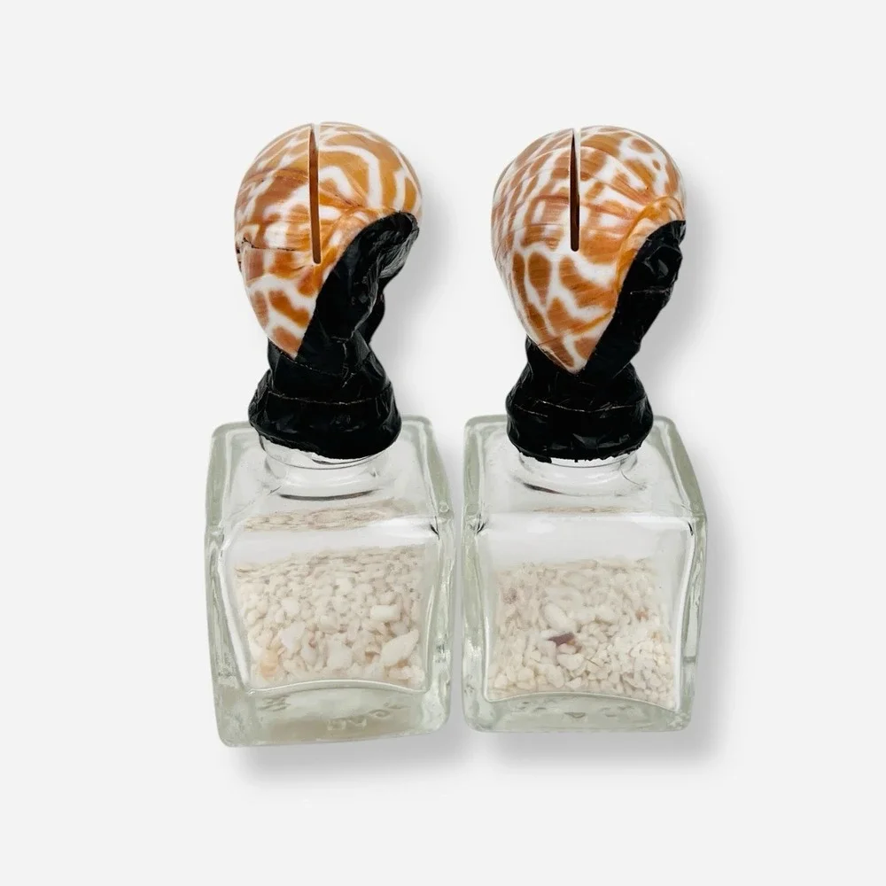 Pottery Barn‎ Cowrie Shell & Sand Place Card Holder Set 2 Bottle Beach Holders